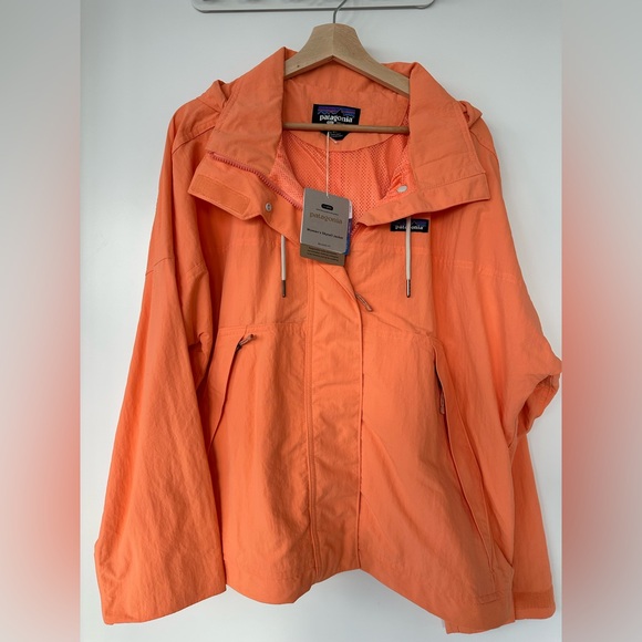 Patagonia Women's Vibrant Orange Utility Jacket - Picture 1 of 11